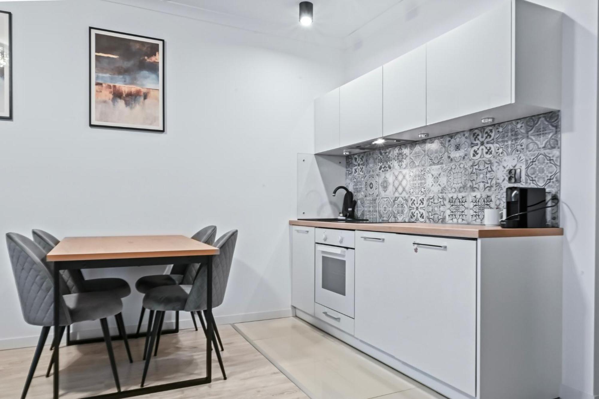 Rentplanet - Apartament Muranow 华沙 外观 照片